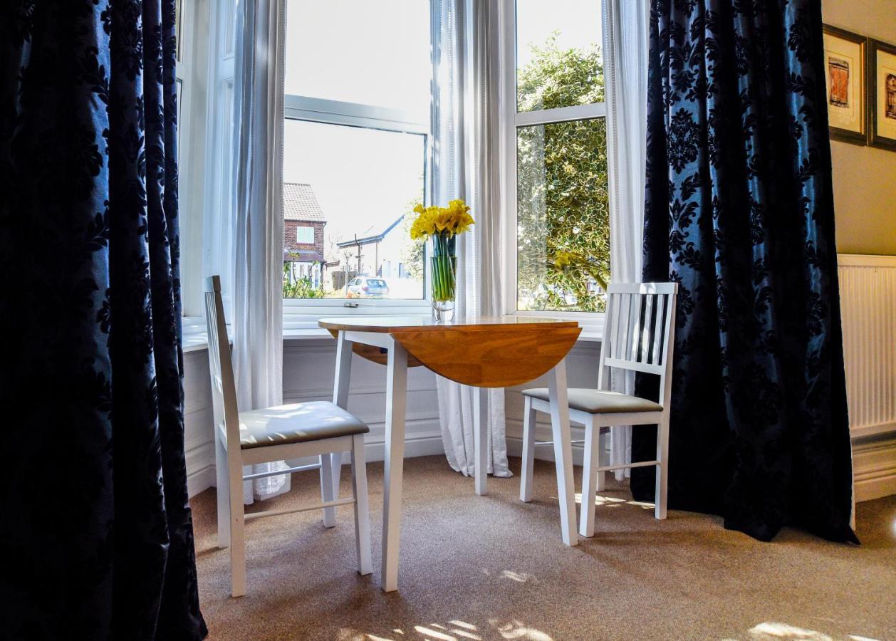 Bed and Breakfast Hillcrest Whitby Exteriér fotografie