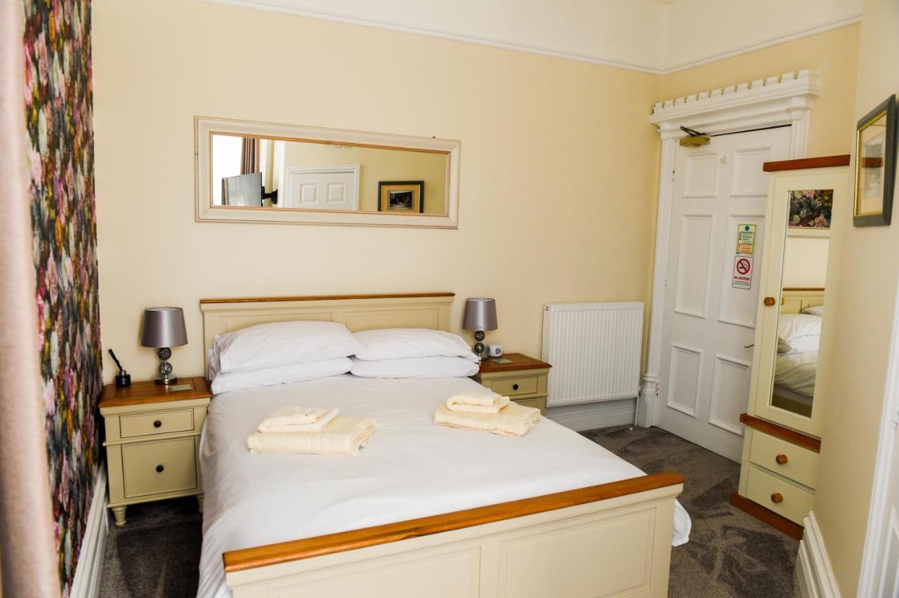 Bed and Breakfast Hillcrest Whitby Exteriér fotografie