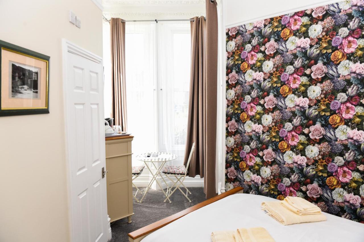 Bed and Breakfast Hillcrest Whitby Exteriér fotografie
