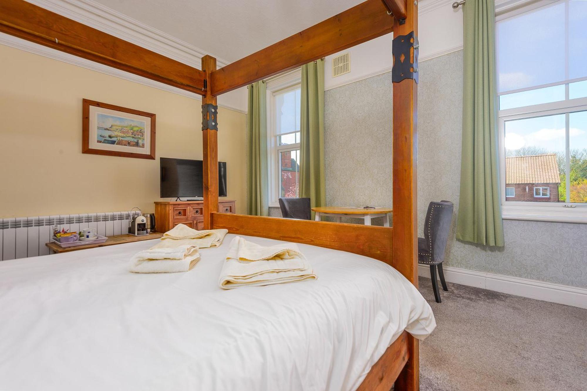 Bed and Breakfast Hillcrest Whitby Exteriér fotografie
